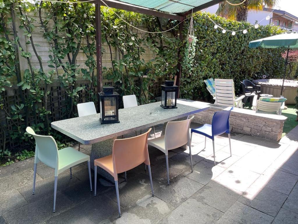 Casa Victoria Villa Castelletto sopra Ticino Ngoại thất bức ảnh